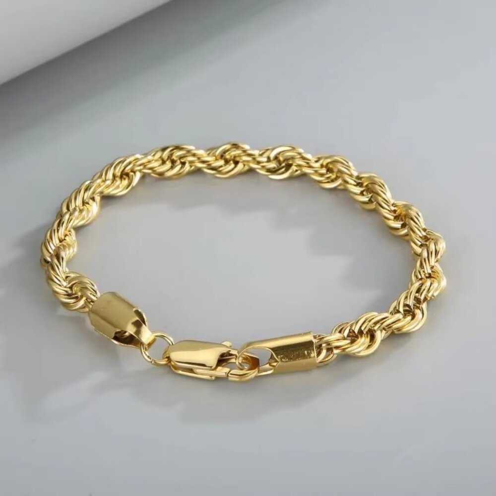 ⭐ 2pc. Set 22" Necklace and 7.75" Diamond Cut Rope Bracelet 4mm Wide 18K Gold⭐ - Picture 6 of 9